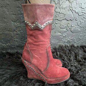 El Dantes RARE VINTAGE 90s/Y2K suede wedge booties studs rhinestones 7.5